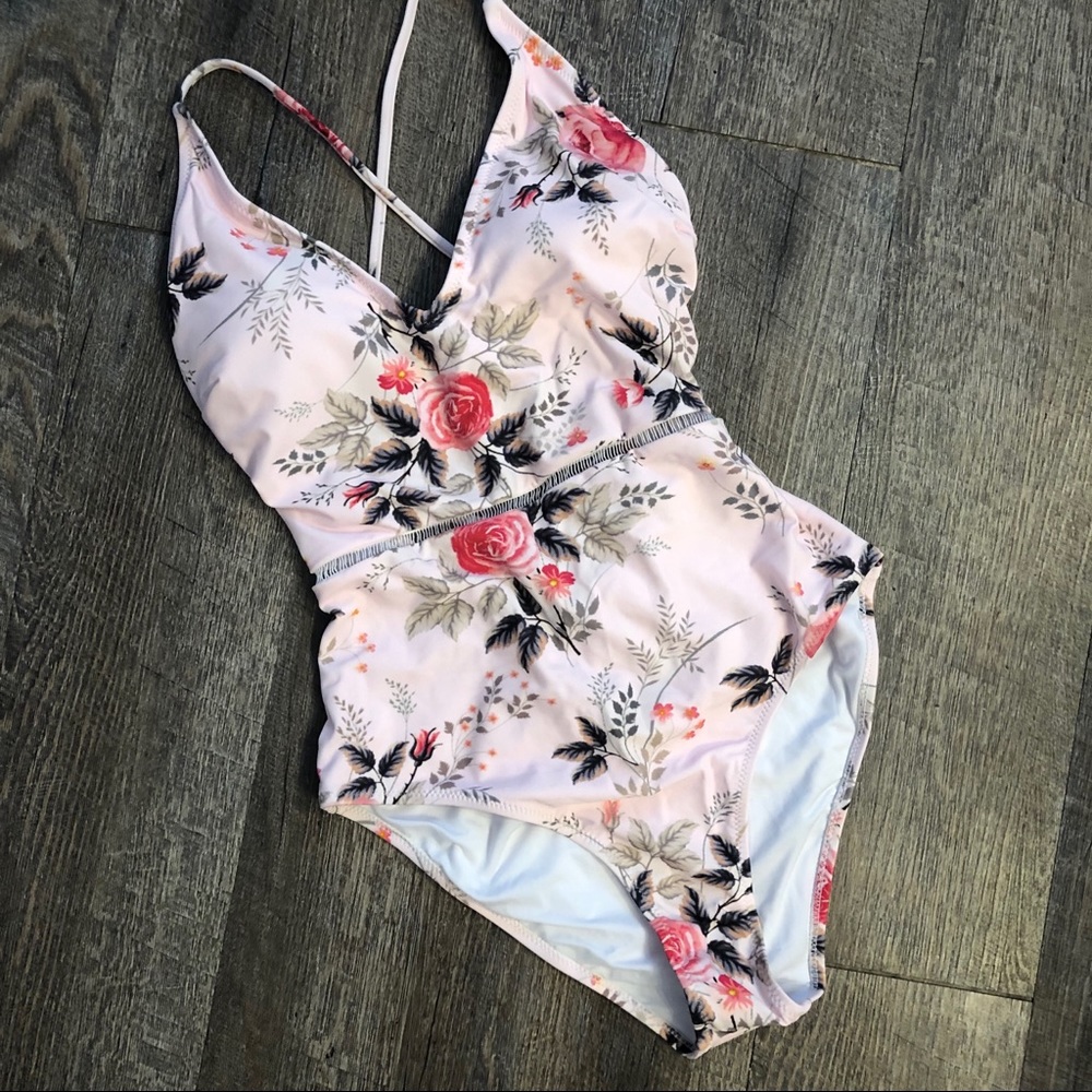 NWT Cupshe Pink Shallow Waters One piece Swim - M